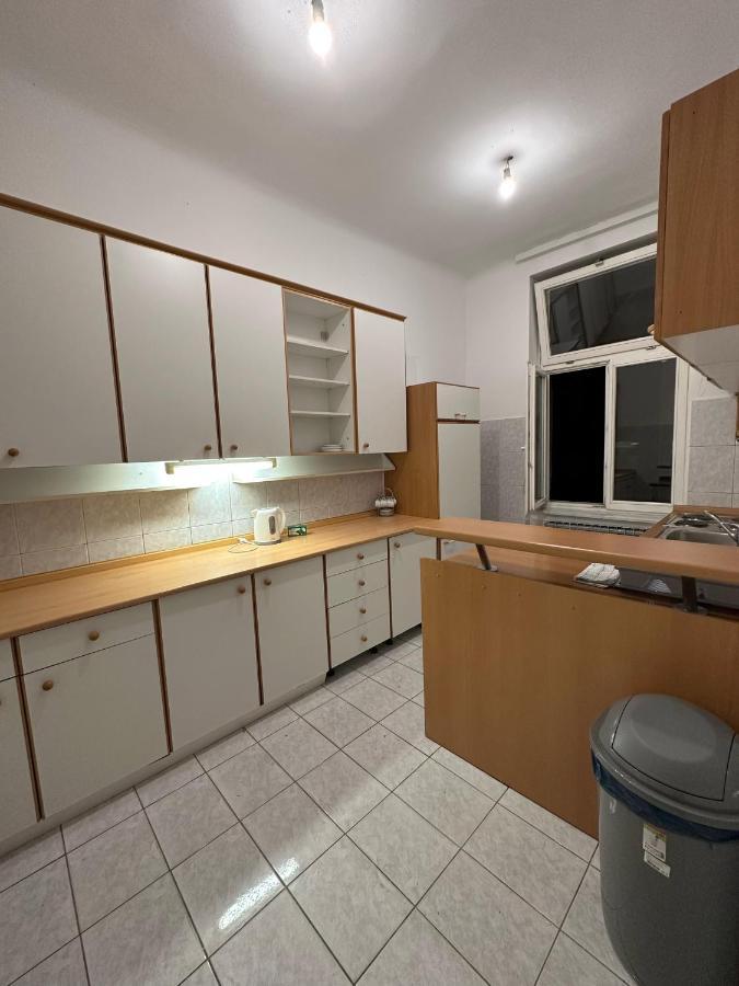 Hostel Golden Horn ซาราเยโว ภายนอก รูปภาพ
